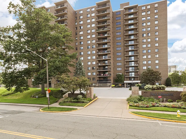 200 N Pickett St #110 — Photo 27