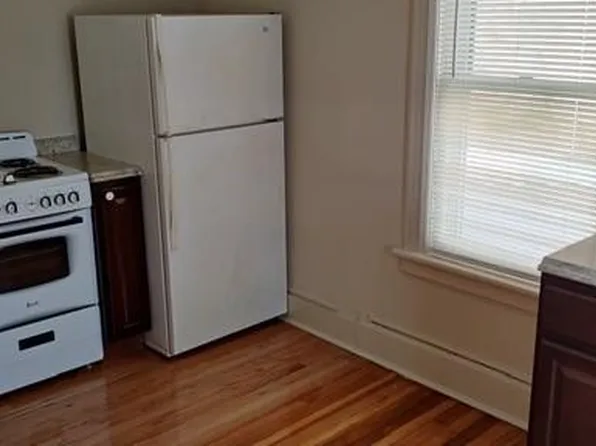 29 Collegeview Ave, Poughkeepsie, NY