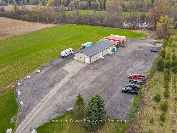 2nd image of 4290 Victoria Rd S