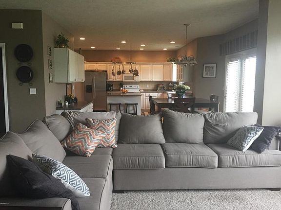 4th image of 1457 Fetke Dr