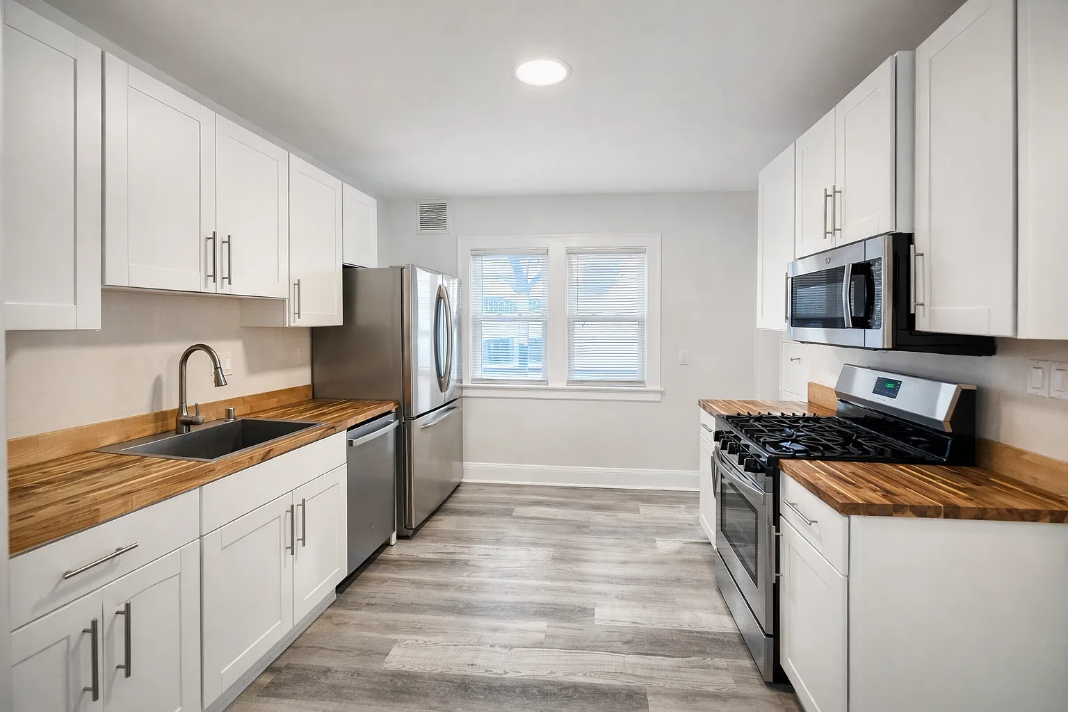 7236 W State St — Photo 4