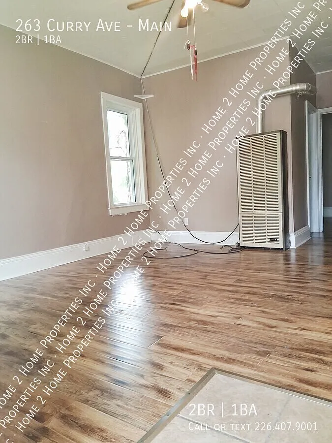 263 Curry - Main Level in Triplex — Photo 3