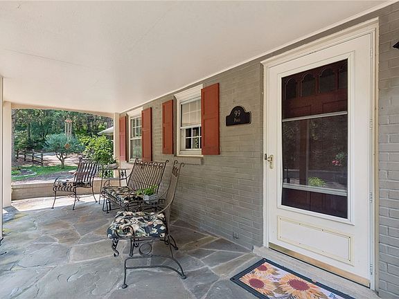 4th image of 114 Sunrise Ln