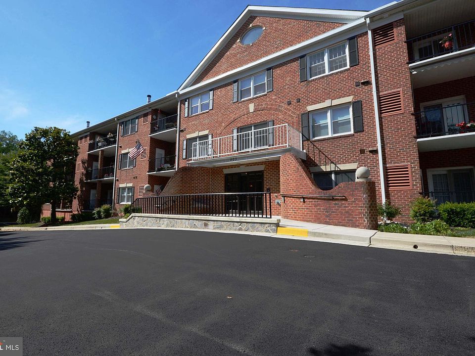 1st image of 803 Coxswain Way Unit 103