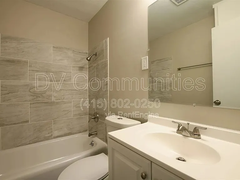 1607 Anthony St — Photo 10