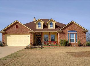 809 Dove Trl, Springtown, TX 76082