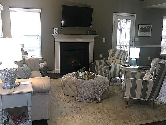 2nd image of 7448 Riverland Dr