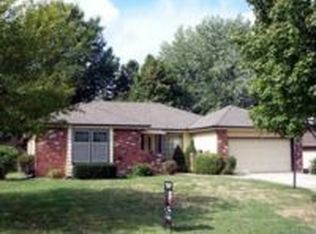 901 NW 13th St, Blue Springs, MO 64015