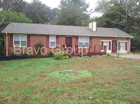 6147 Dorchester Dr, Rex, GA 30273