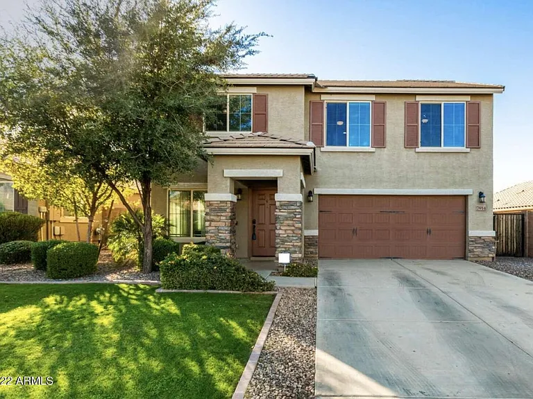 7914 S Columbus Dr — Photo 1