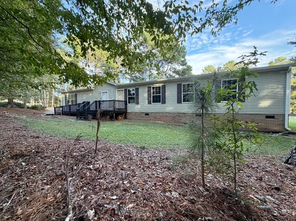 922 Gaines St, Central, SC 29630
