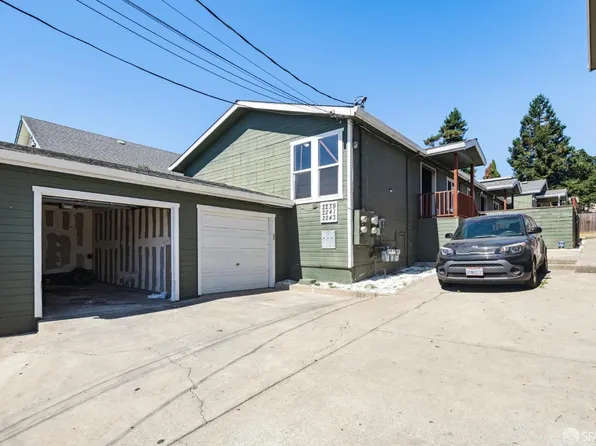 2241 48th Ave, Oakland, CA 94601