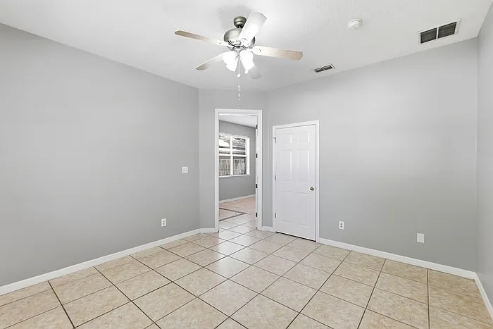 737 Maya Susan Loop — Photo 18