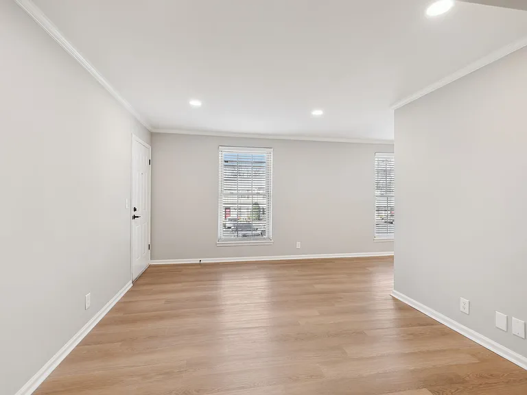 1011 Murfreesboro Rd #L9 — Photo 10