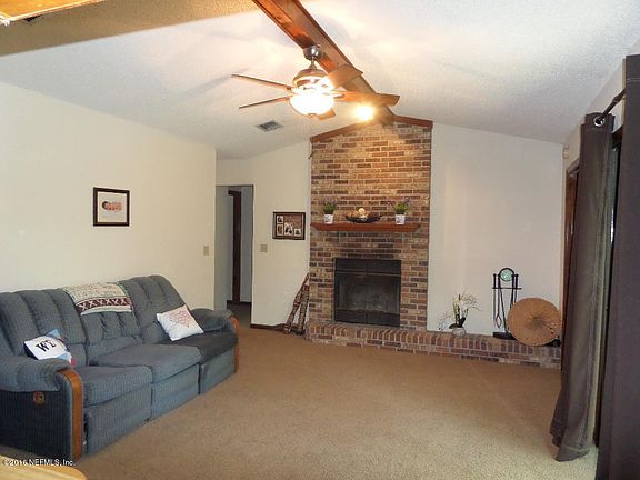2nd image of 2602 Sandlewood Cir