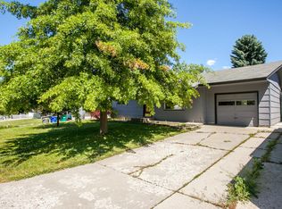 1427 Oak St, Wenatchee, WA 98801