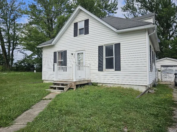 602 S 1st St, Chariton, IA 50049