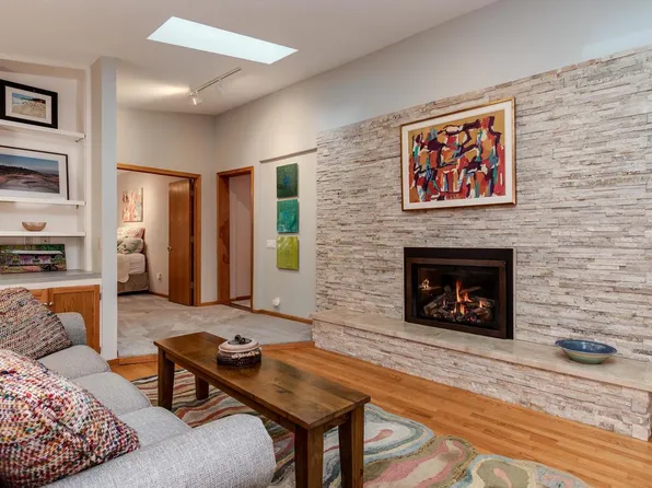 208 Saratoga Circle, Madison, WI 53705