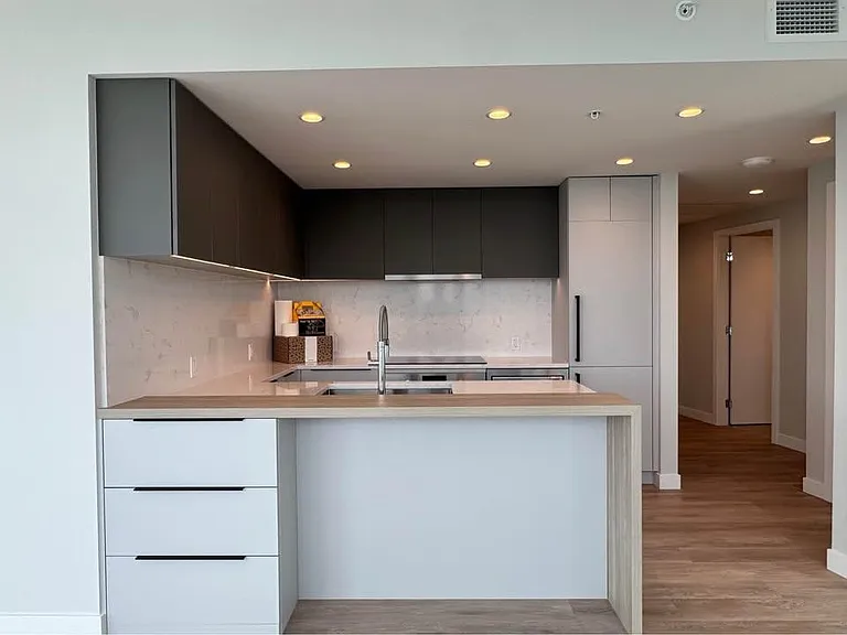 567 Emerson St #2309 — Photo 10