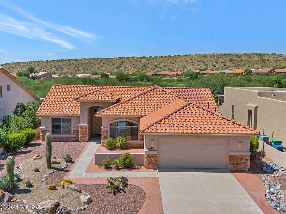 1st image of 37658 S Hill Side Dr