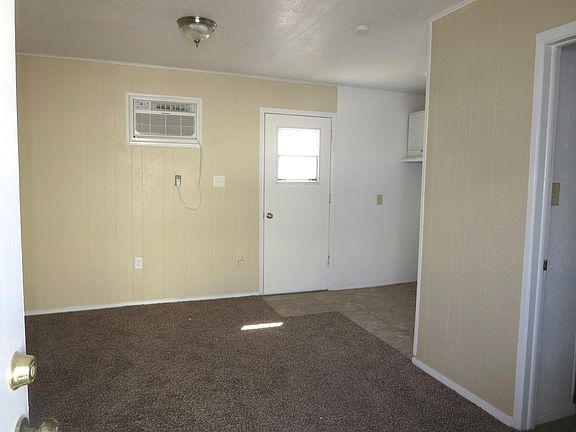 4th image of 3818 E San Antonio Ave
