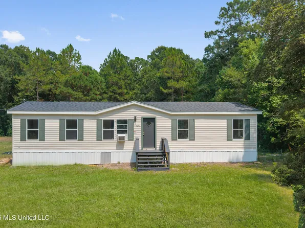7376 Longridge Rd, Long Beach, MS 39560