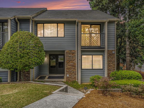 63 Prospect Pl NE