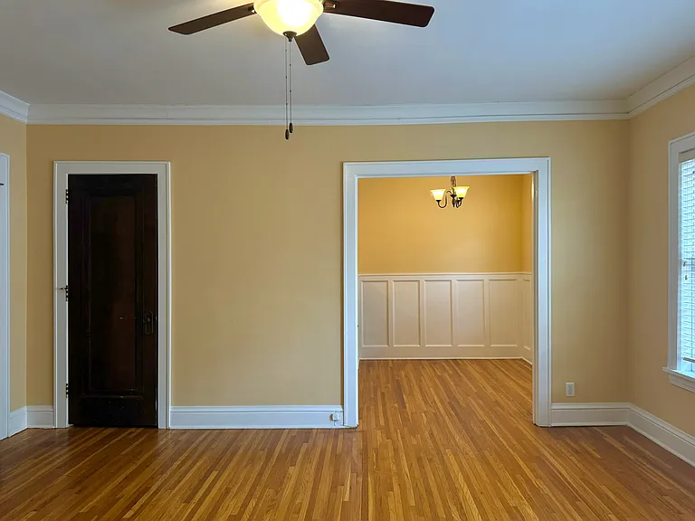 2545 Garfield Ave — Photo 7