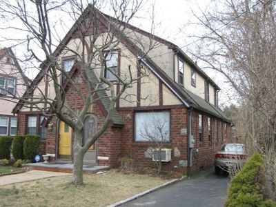 491 Horton Hwy, Williston Park, NY, 11596