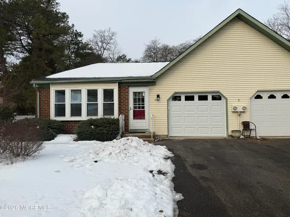 8A Canton Dr Space 51, Whiting, NJ 08759