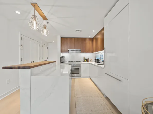 1000 Maxwell Lane image 12 of 45