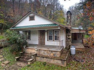 121 Harris Cir, Sylva, NC 28779