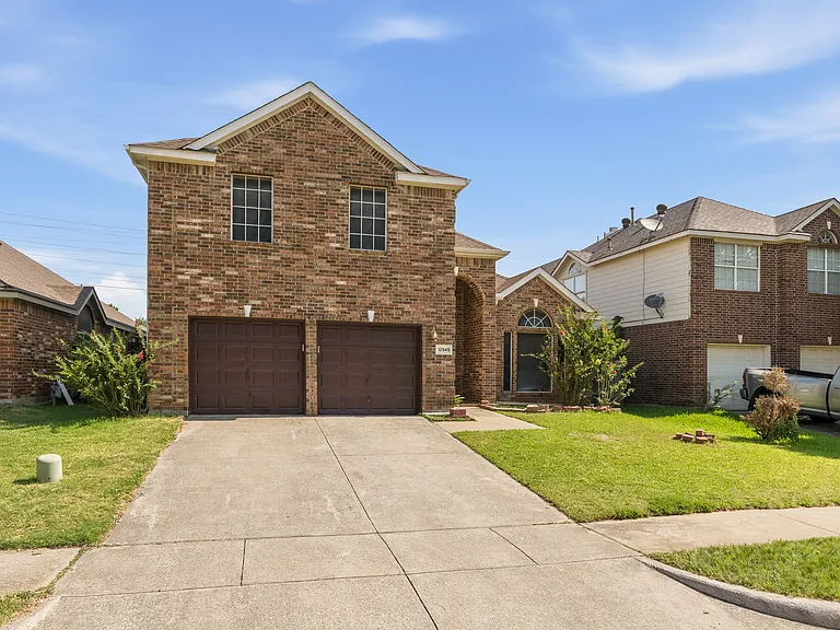 12945 Peach Tree Way — Photo 5