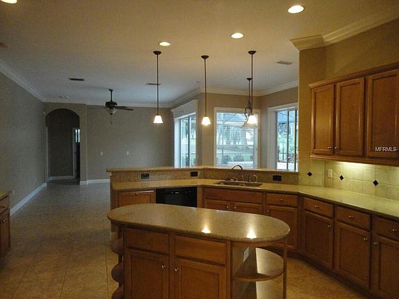 5th image of 574 Whisper Woods Dr