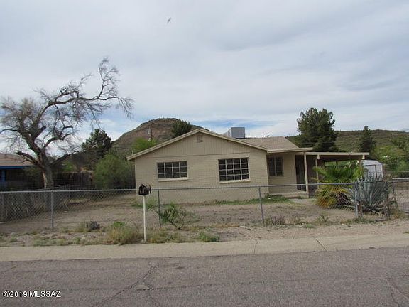 2nd image of 1842 W Calle Sombrero