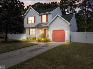 70 Country Club Rd, Pine Hill, NJ 08021