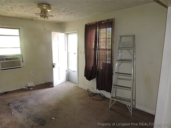 2nd image of 2221 Nicky Ave