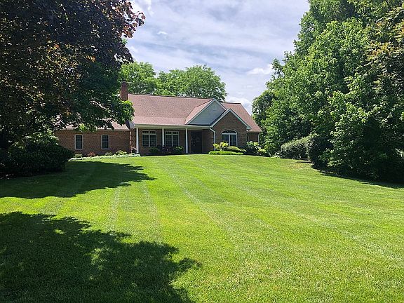 3rd image of 871 Kings Retreat Dr