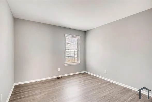 1347 Harford Square Dr — Photo 17
