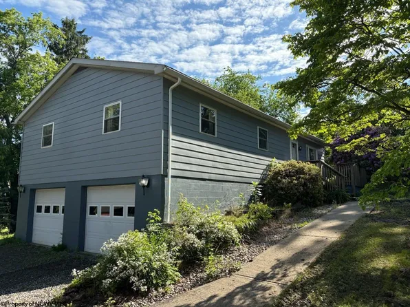 567 Burroughs St, Morgantown, WV 26505