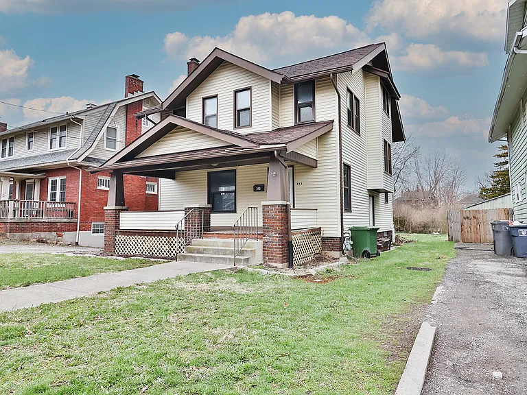 343 S Charles St — Photo 45