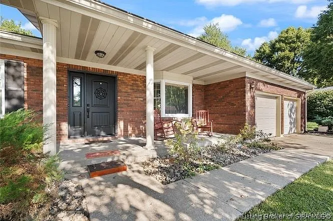 917 Brentwood Ct — Photo 13
