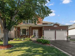 1208 Greenwood Park Dr, Kingston, ON K7K 7K3
