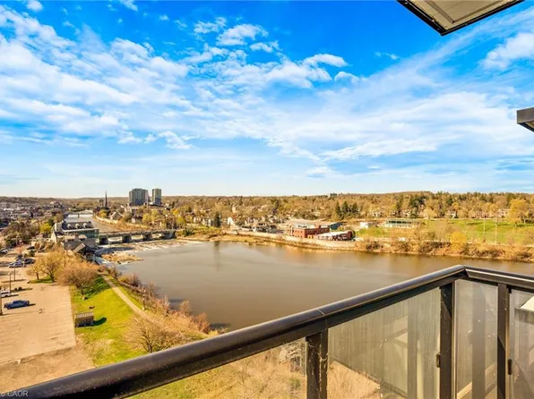 150 Water St N #904, Cambridge, ON N1R 0B5