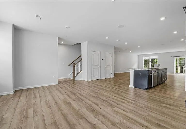 4641 Wistar Creek Dr #B — Photo 8