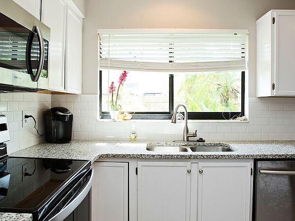 4th image of 558 Cidermill Pl