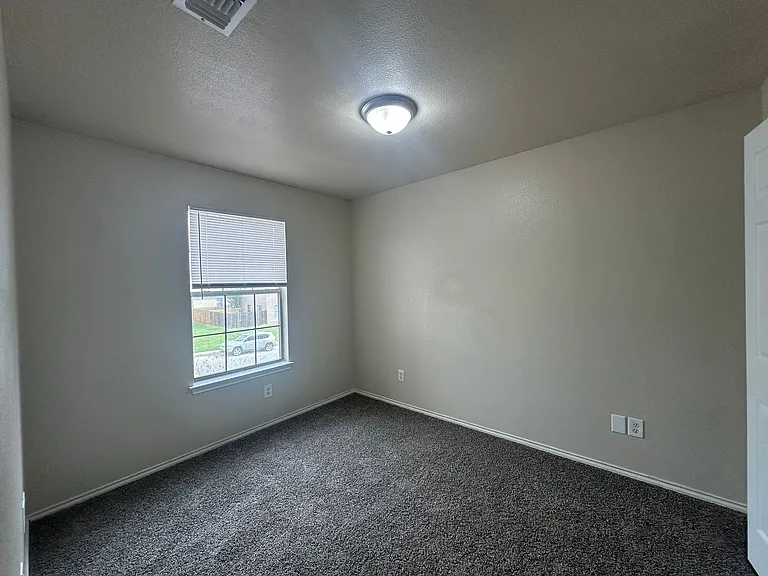 5730 Golf Hts #1 — Photo 14
