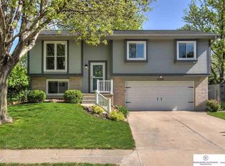 15268 Grover St, Omaha, NE 68144