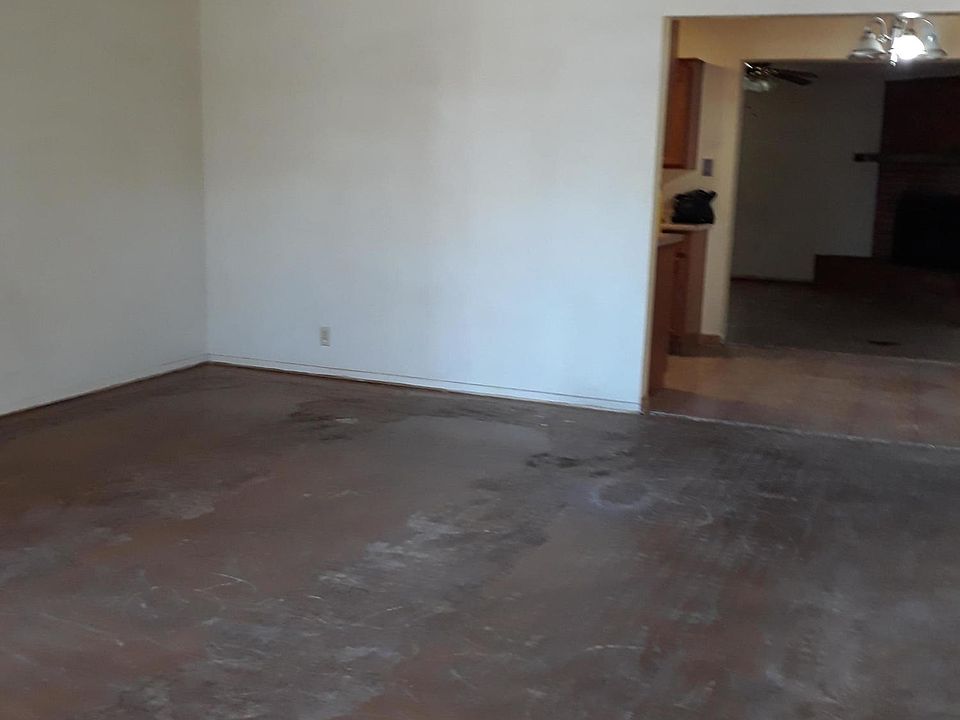1st image of 4437 W Clarendon Ave