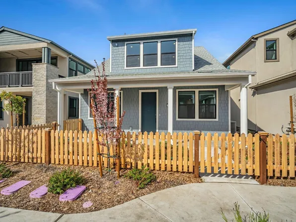 1542 Waterside Lane, Rohnert Park, CA 94928